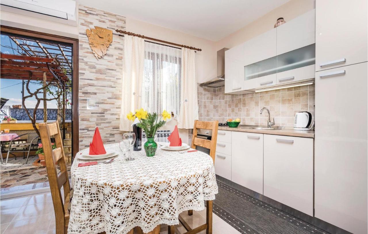 Cozy Apartment In Lovran With Kitchen Zewnętrze zdjęcie
