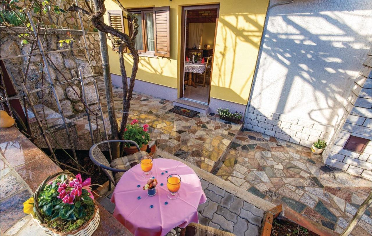 Cozy Apartment In Lovran With Kitchen Zewnętrze zdjęcie
